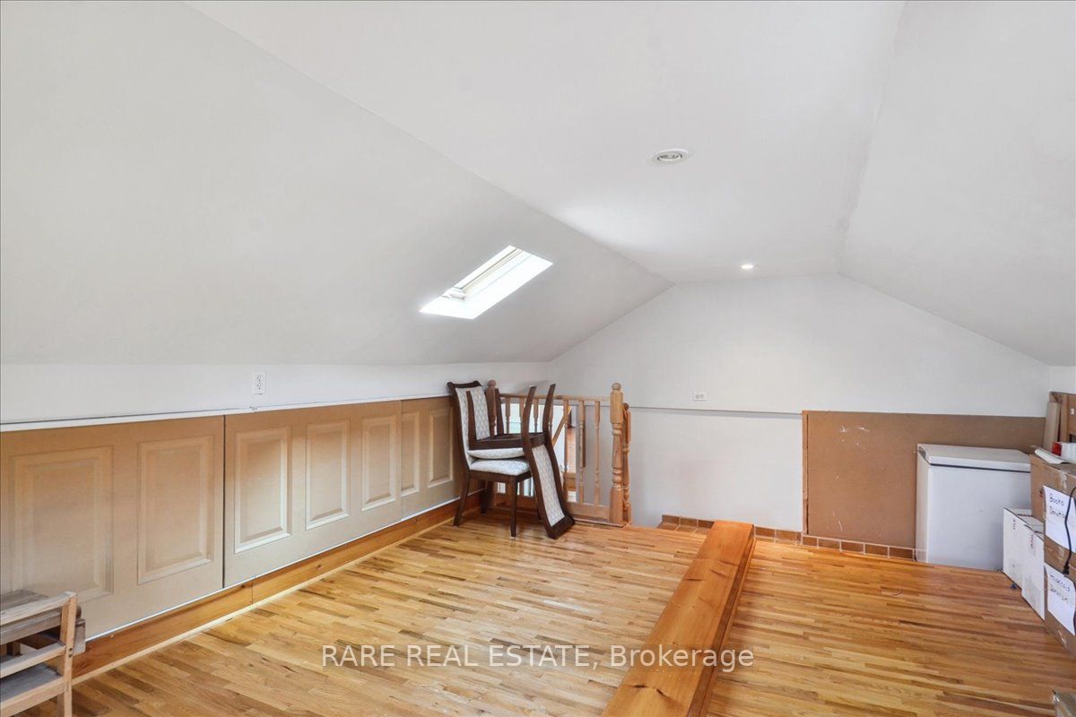164 Royal Valley Dr