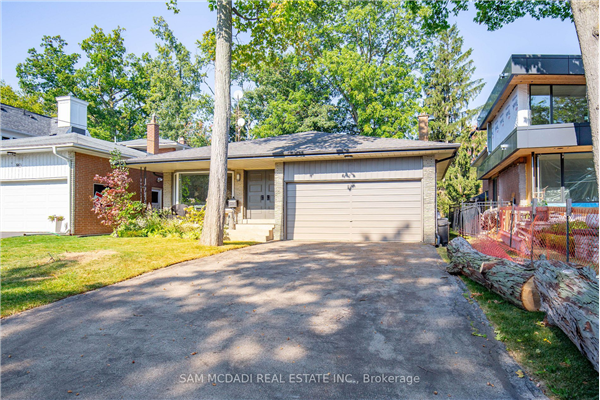 57 Oakwood Ave S, Mississauga