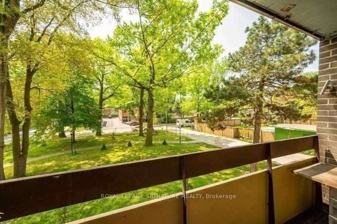 3625 Lake Shore Blvd W, #209