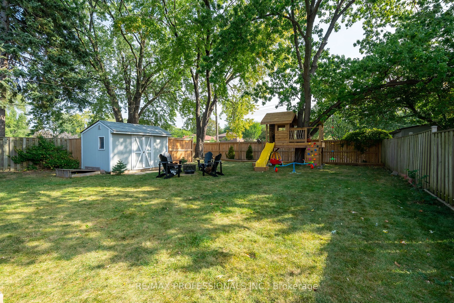 19 Vanderbrent Cres