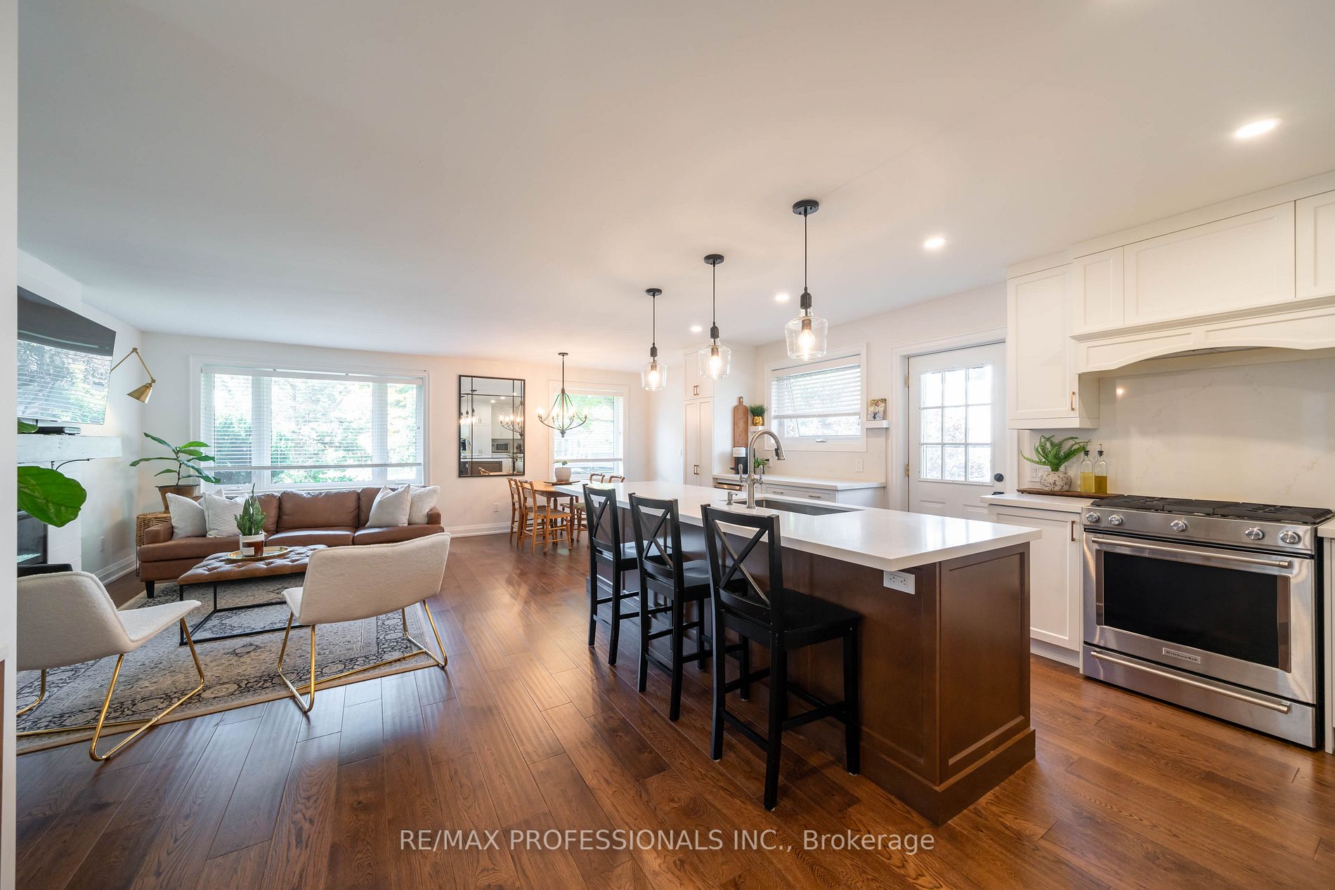 19 Vanderbrent Cres