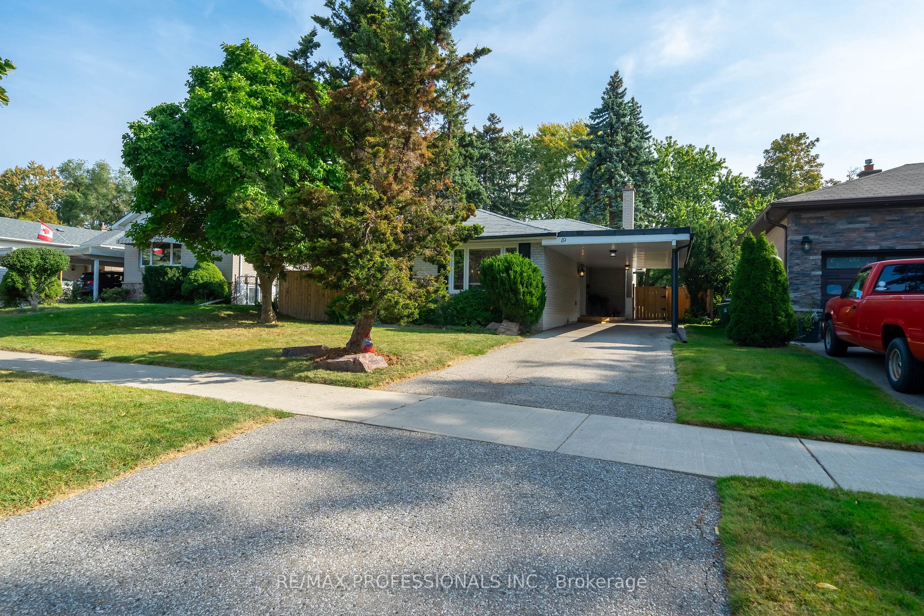 19 Vanderbrent Cres