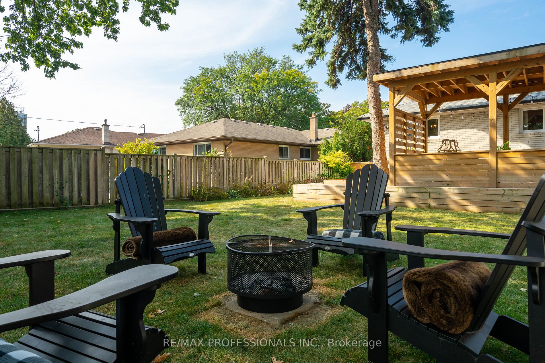 19 Vanderbrent Cres