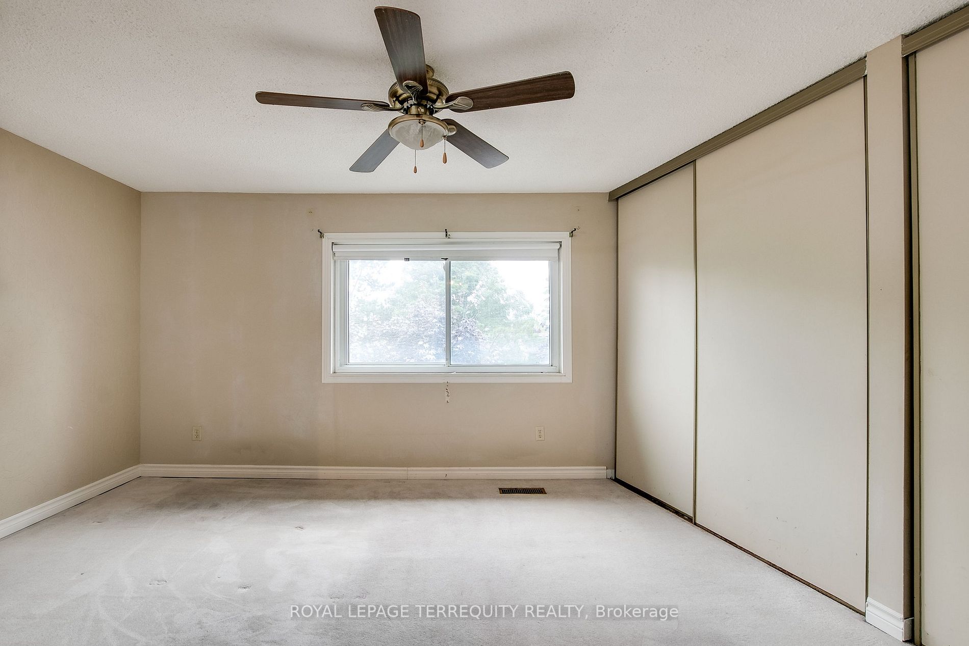 2075 Asta Dr, #21