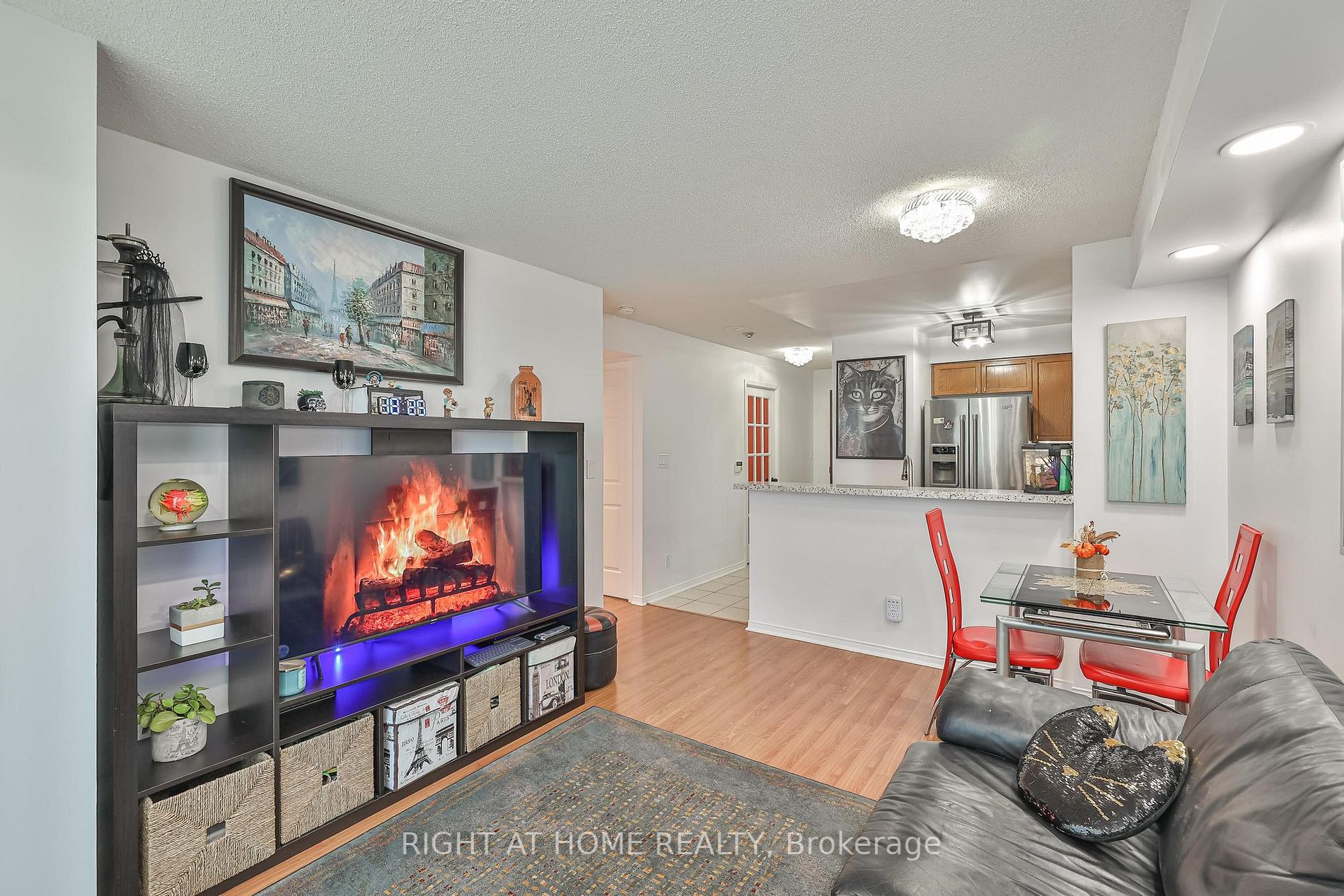 7 Michael Power Pl Pl, #904