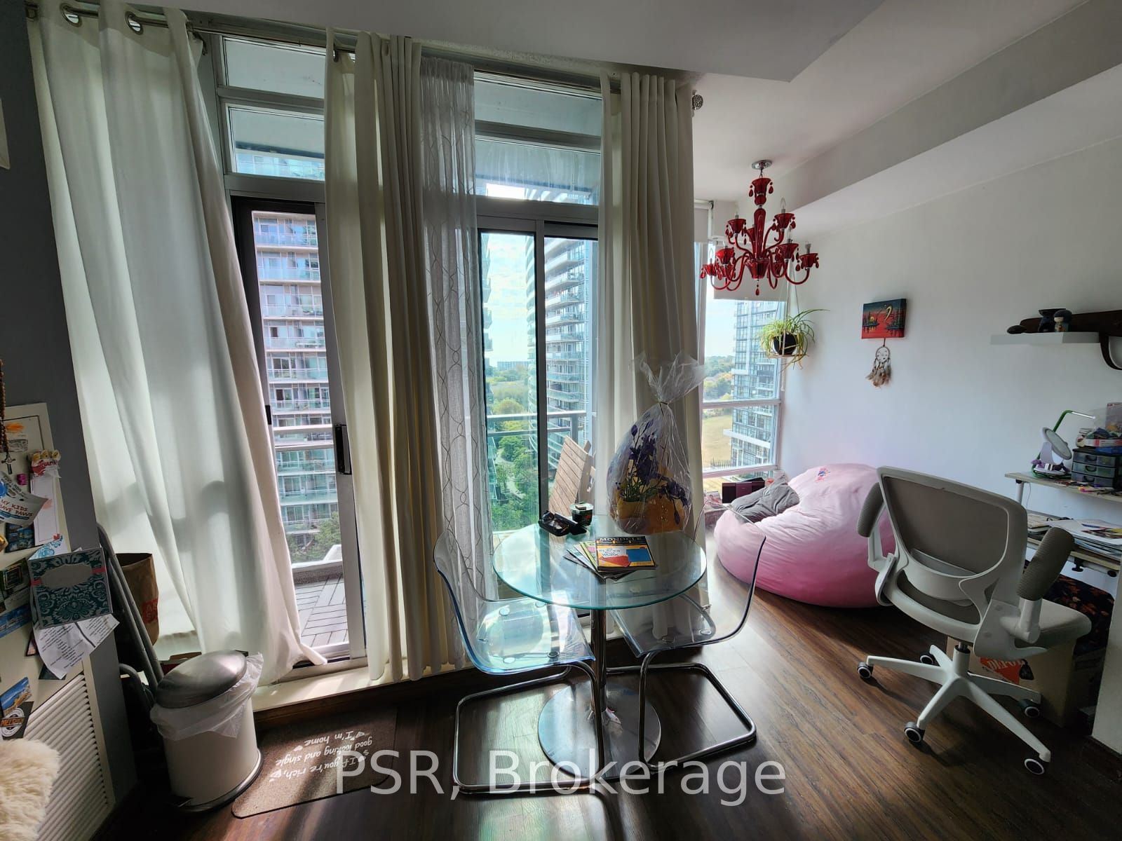 185 Legion Road N, #1110