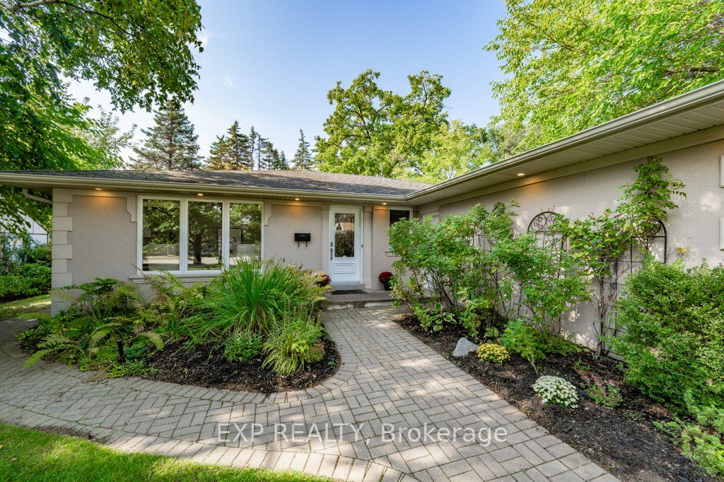 1498 Indian Road