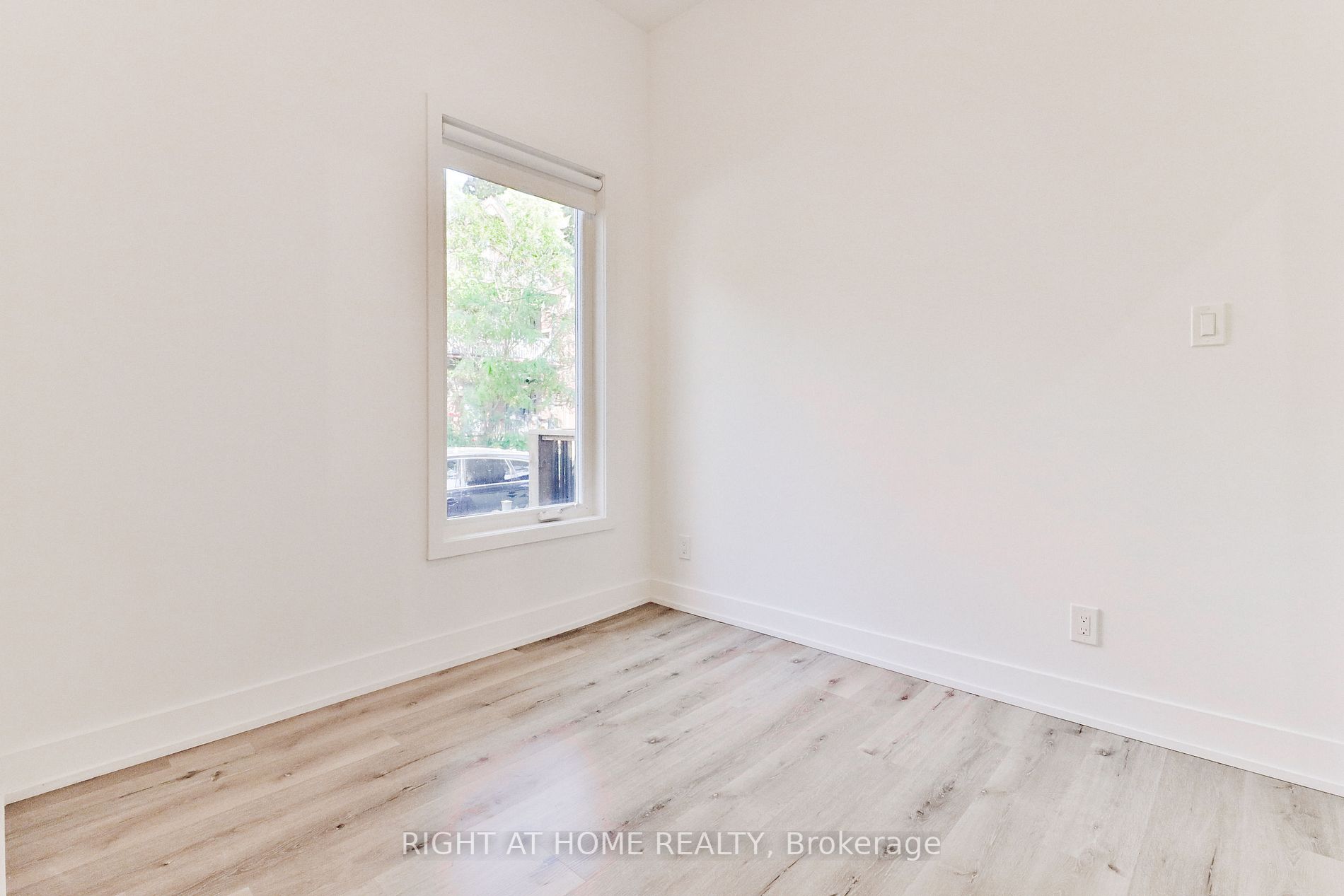 45 Brock Ave, #Main
