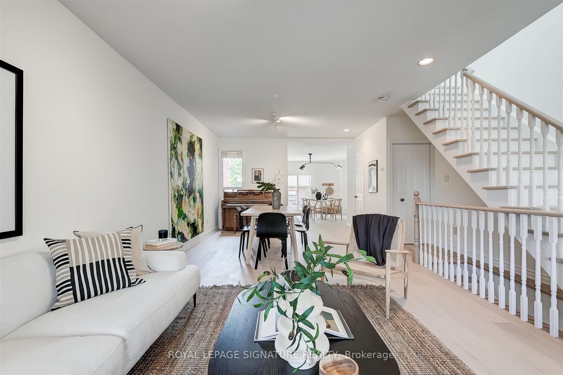 710 Brock Ave