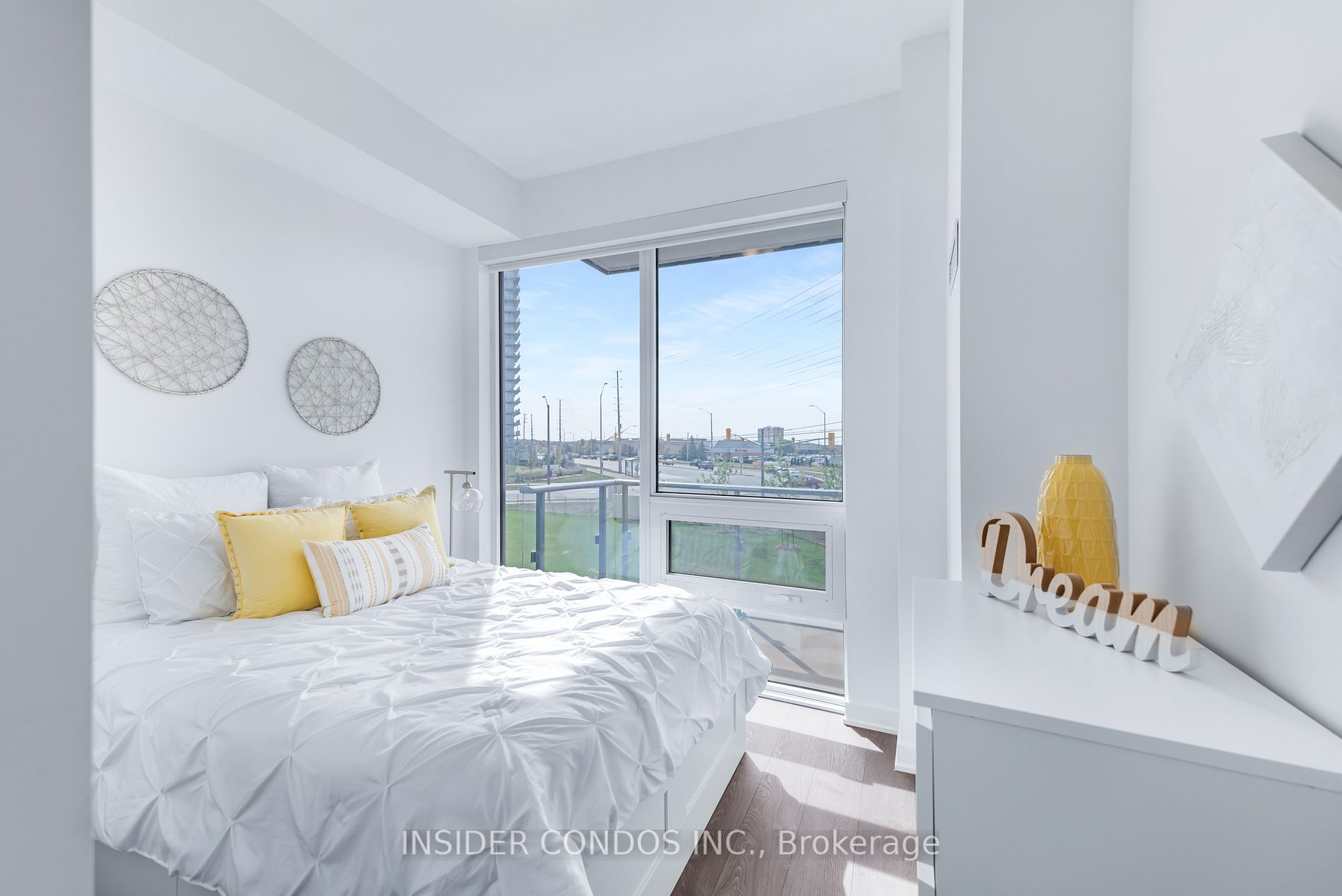 4655 Metcalfe Ave, #202B