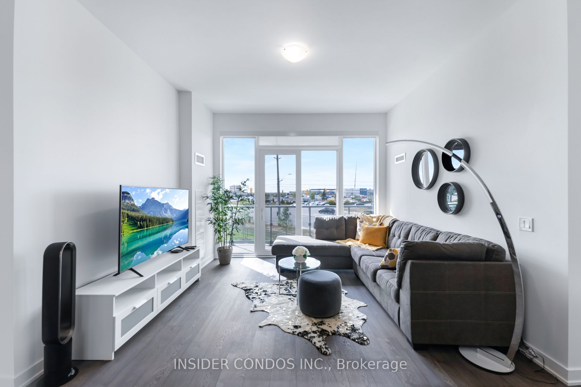 4655 Metcalfe Ave, #202B