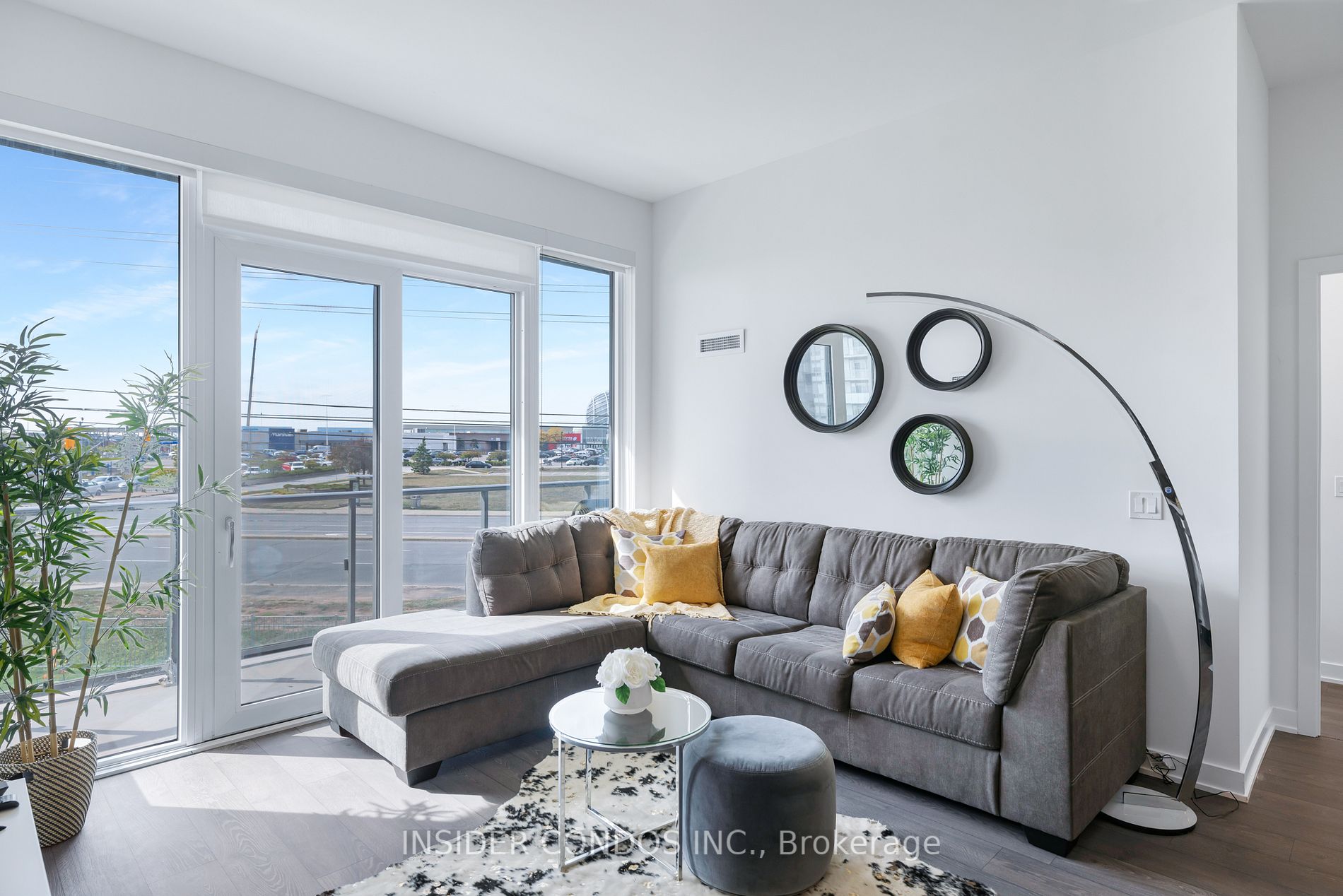4655 Metcalfe Ave, #202B