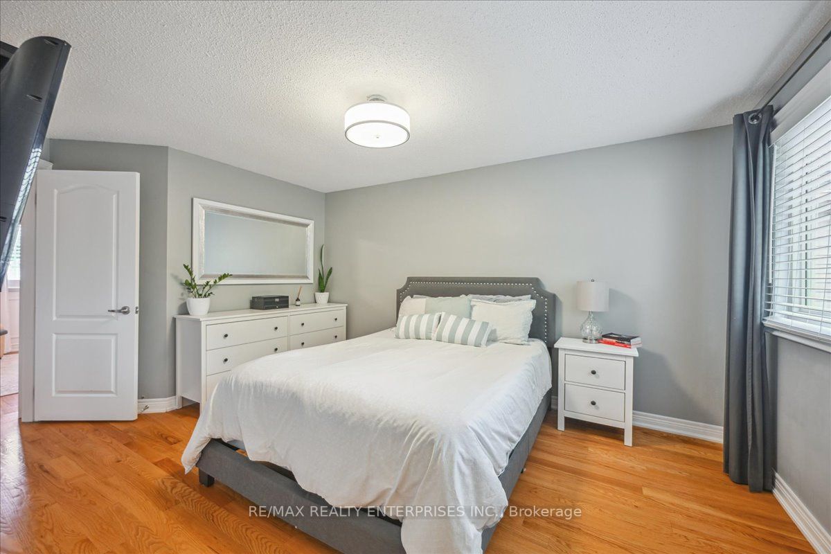3091 Kilbride Cres