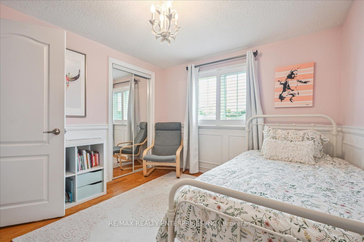 3091 Kilbride Cres