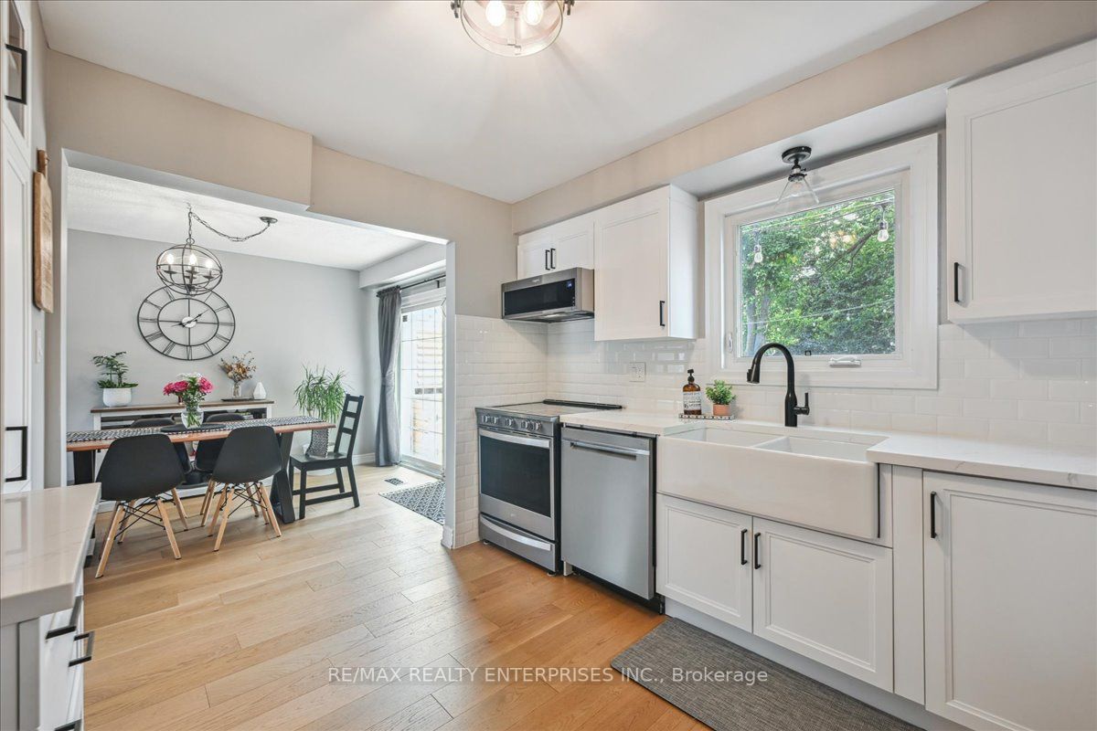 3091 Kilbride Cres