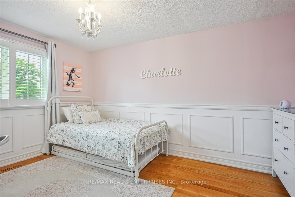 3091 Kilbride Cres