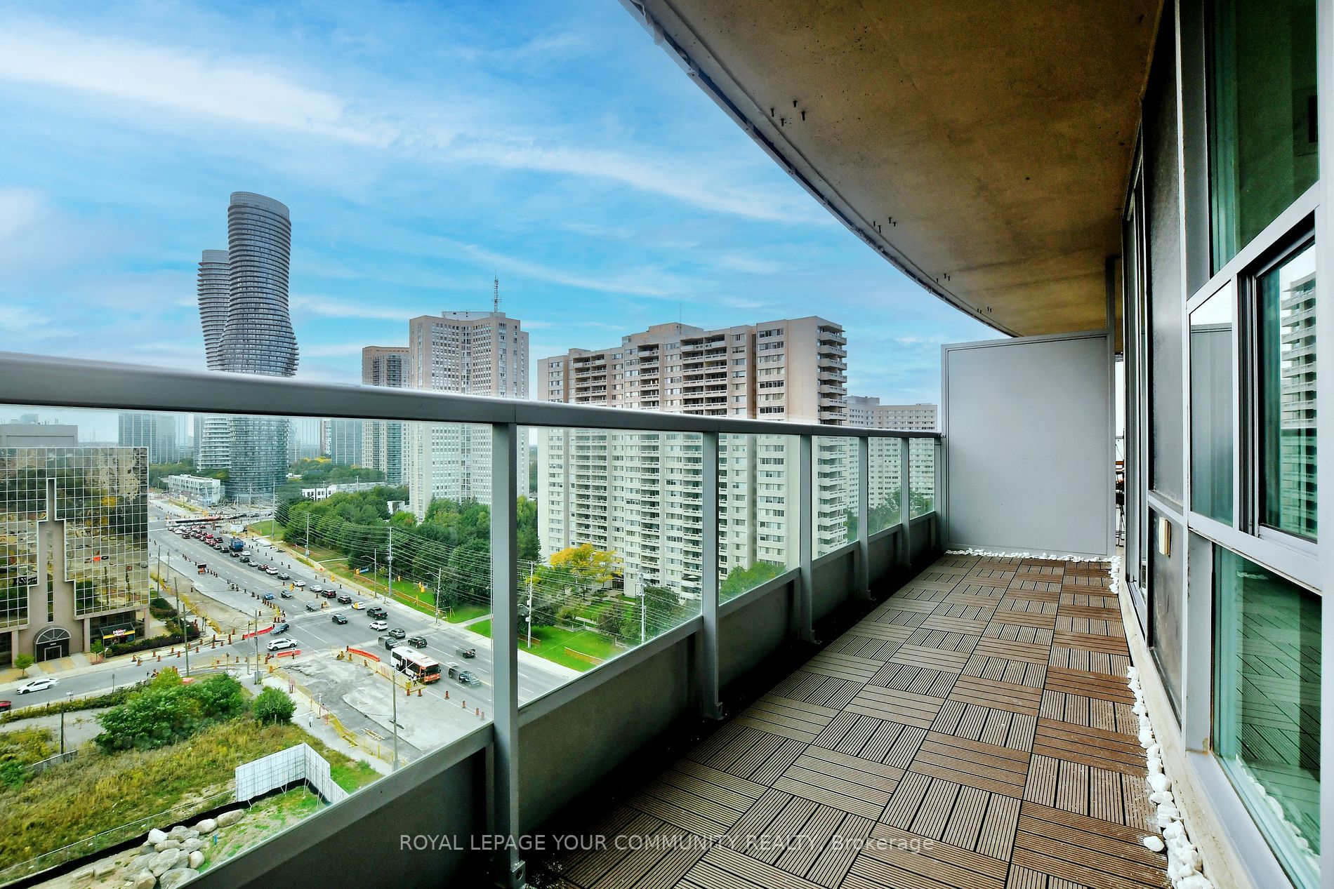1 Elm Dr W, #1409