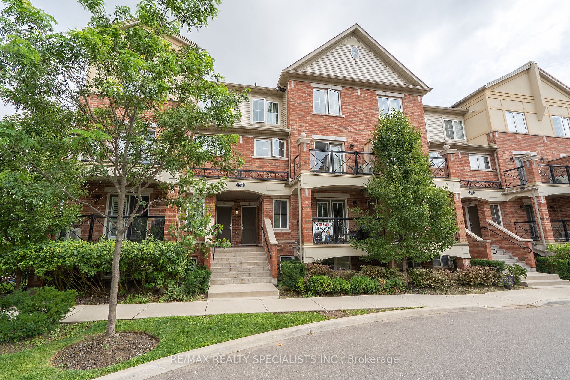 2484 Post Rd, #23