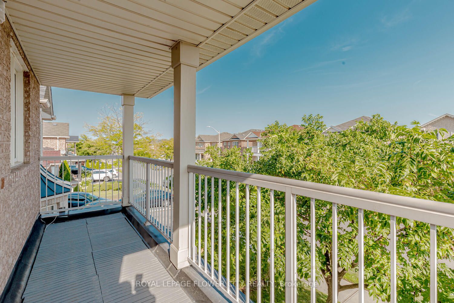 46 Schooner Dr