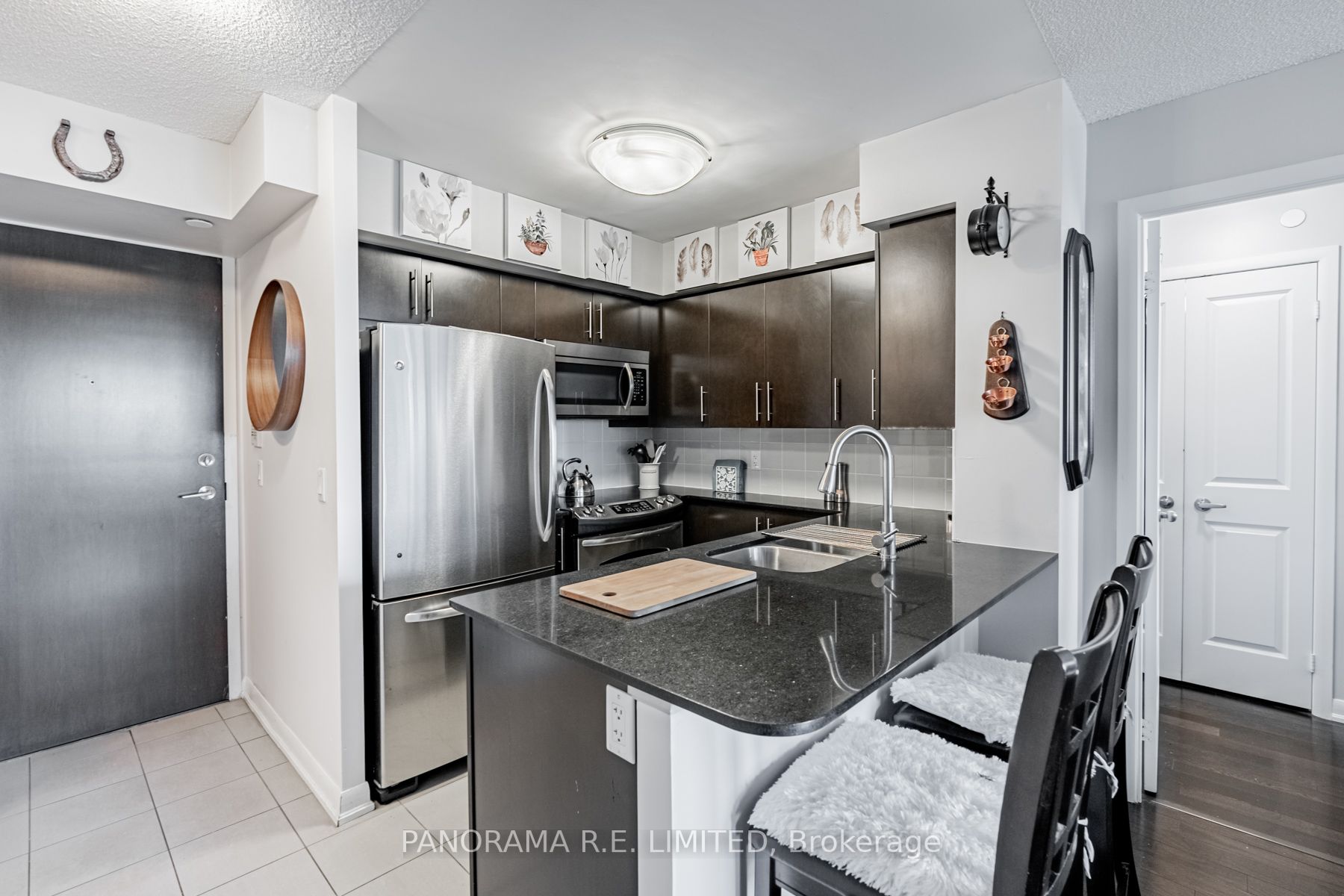 215 Sherway Gardens Road, #503