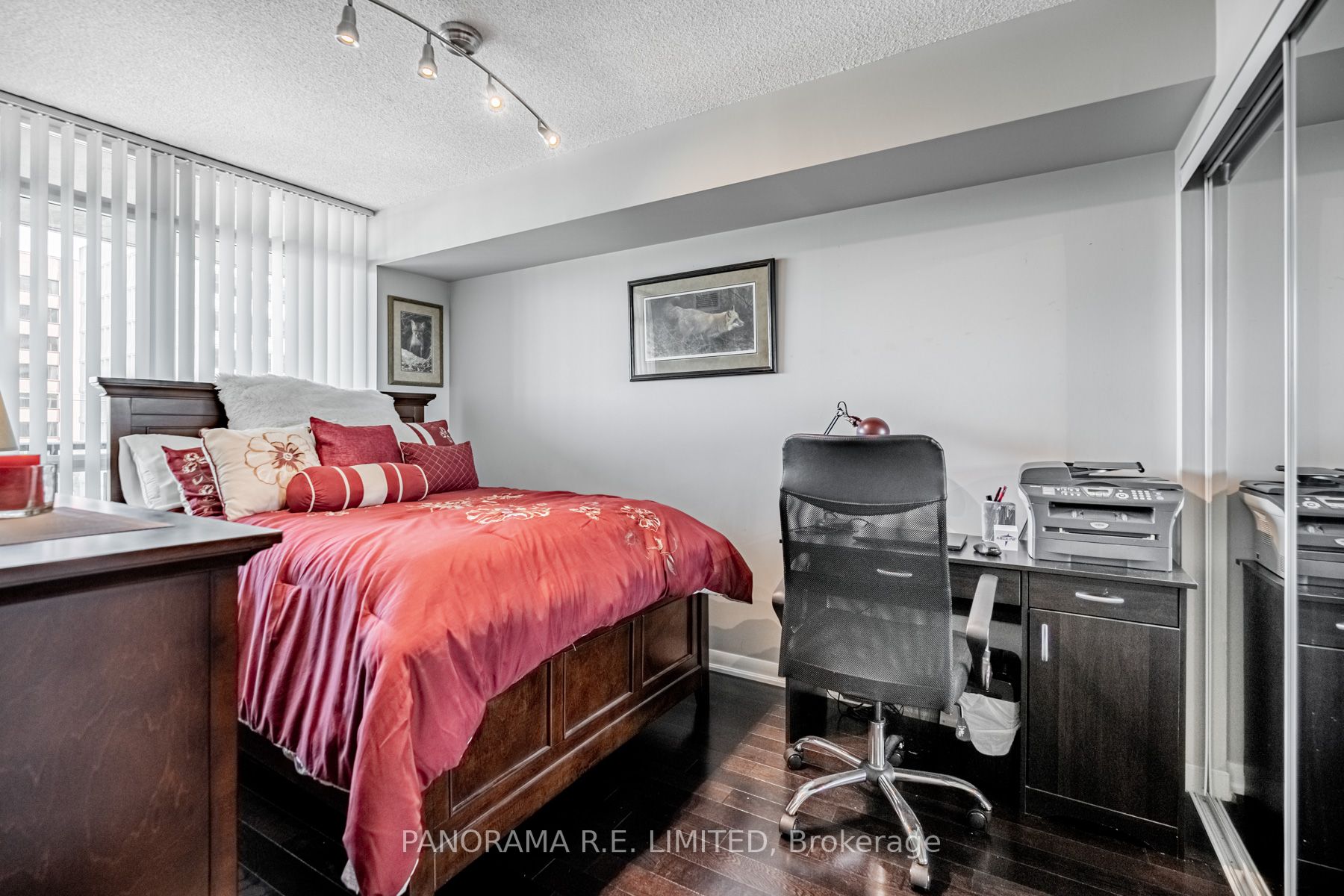 215 Sherway Gardens Road, #503