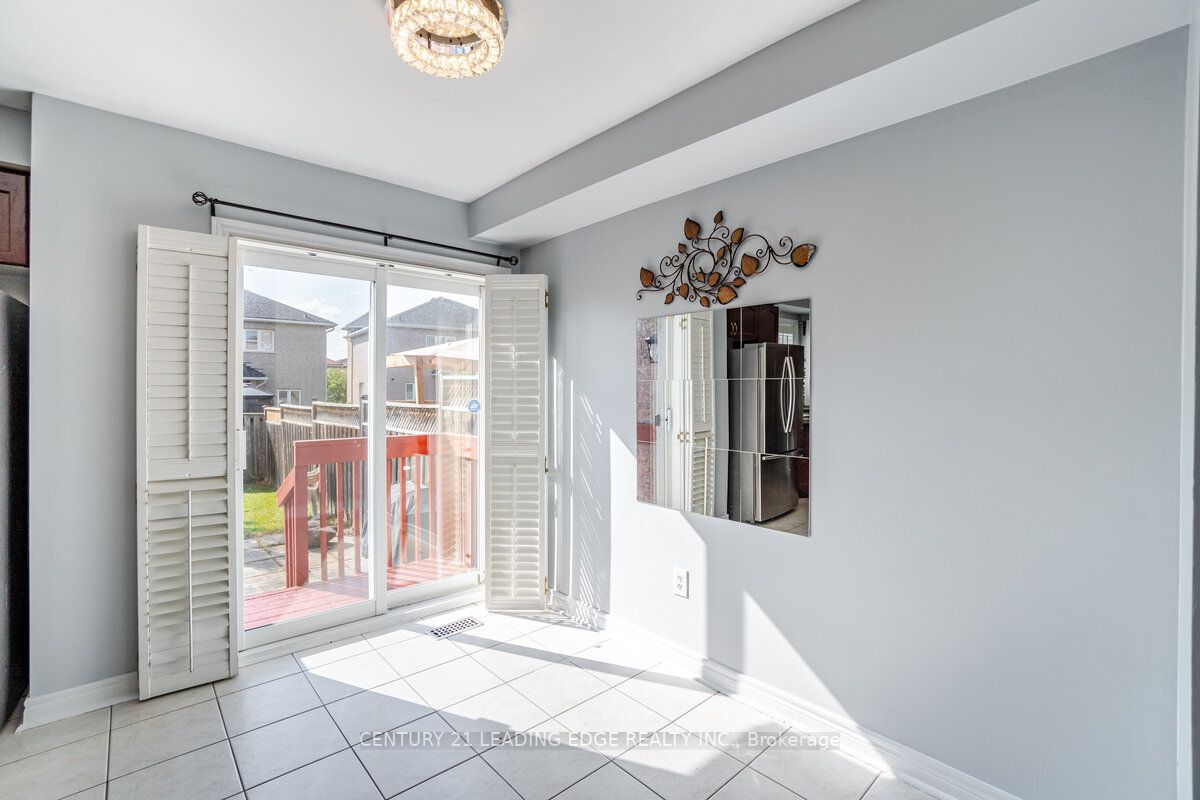 835 Othello Crt