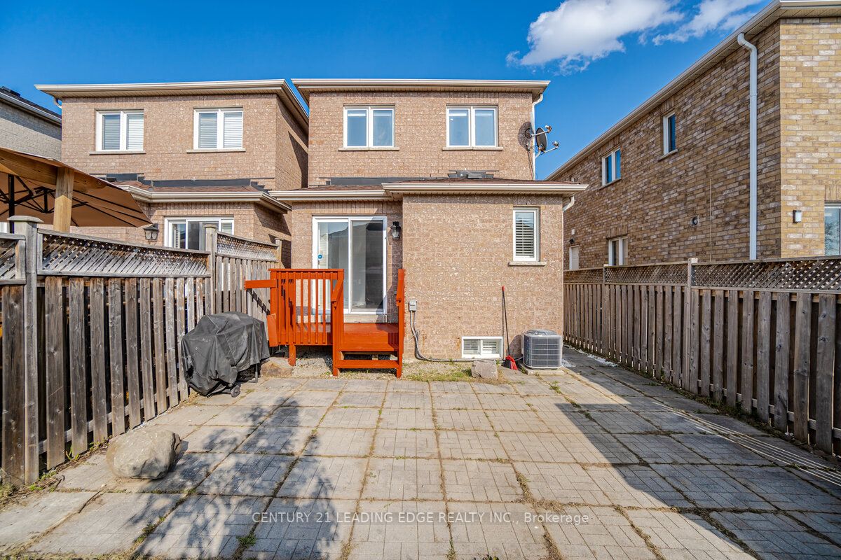 835 Othello Crt