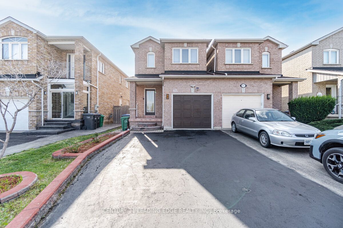 835 Othello Crt