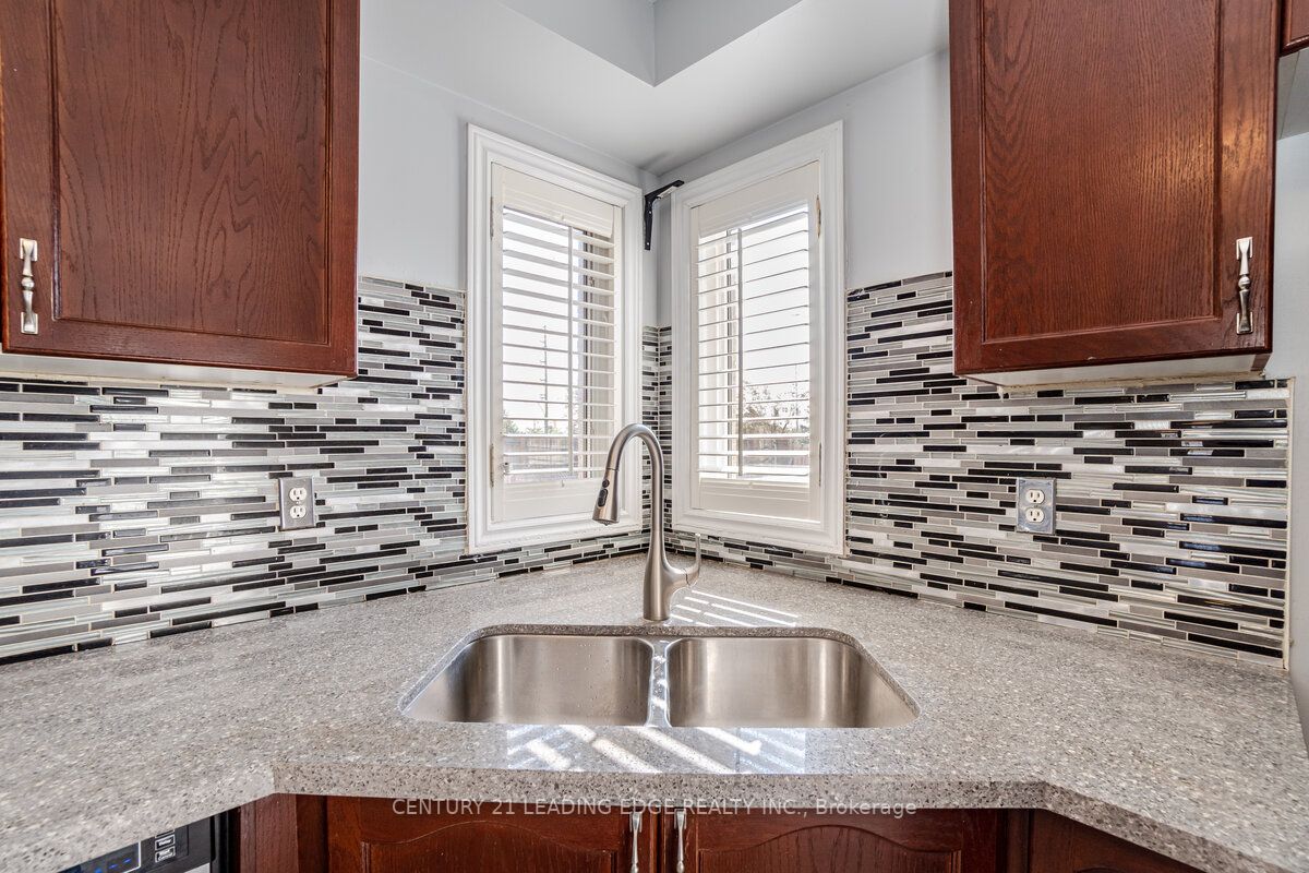 835 Othello Crt