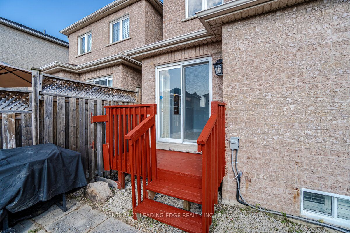 835 Othello Crt