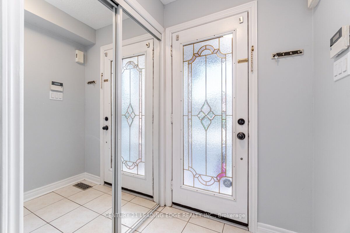 835 Othello Crt