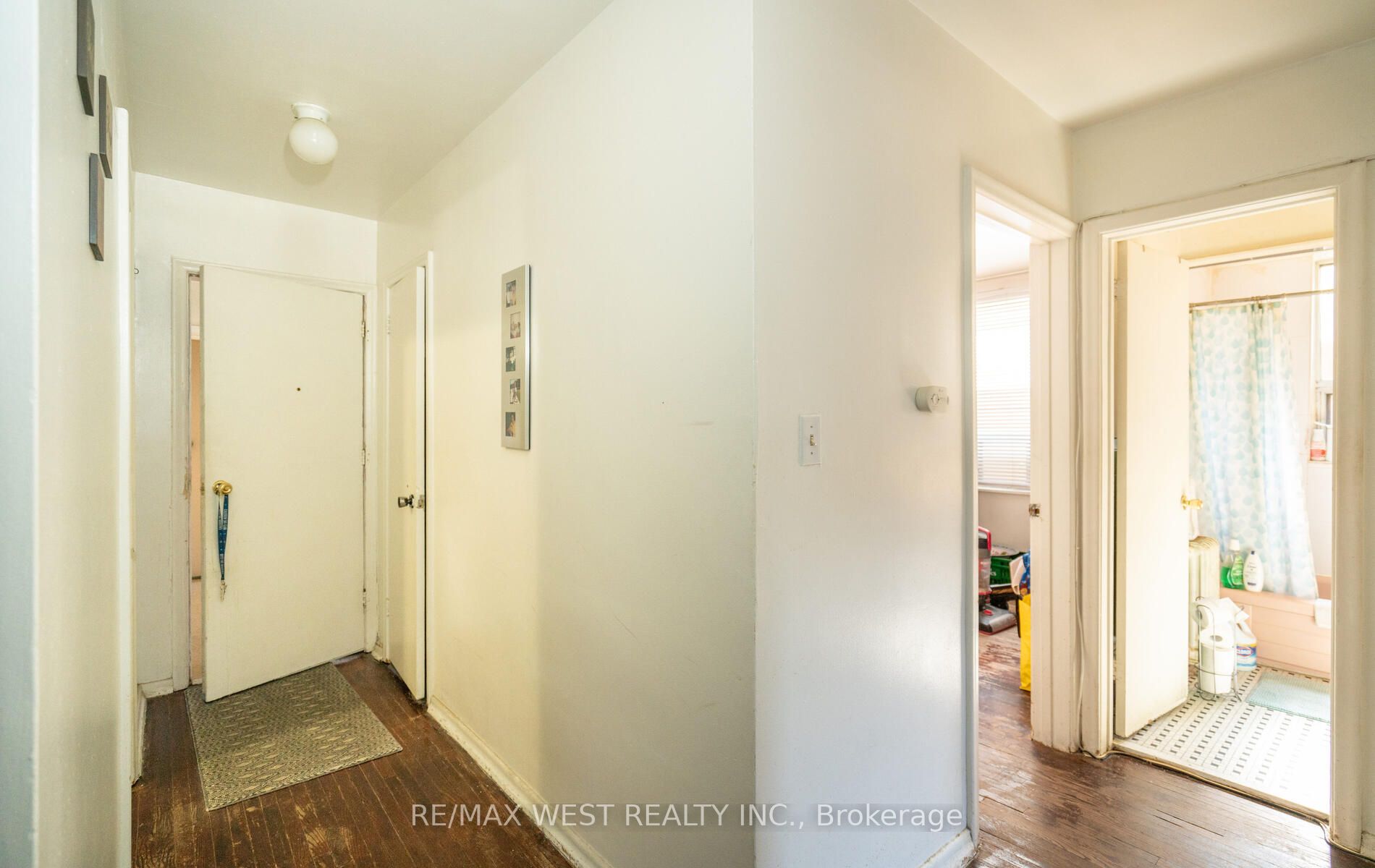 1 Bexley Cres