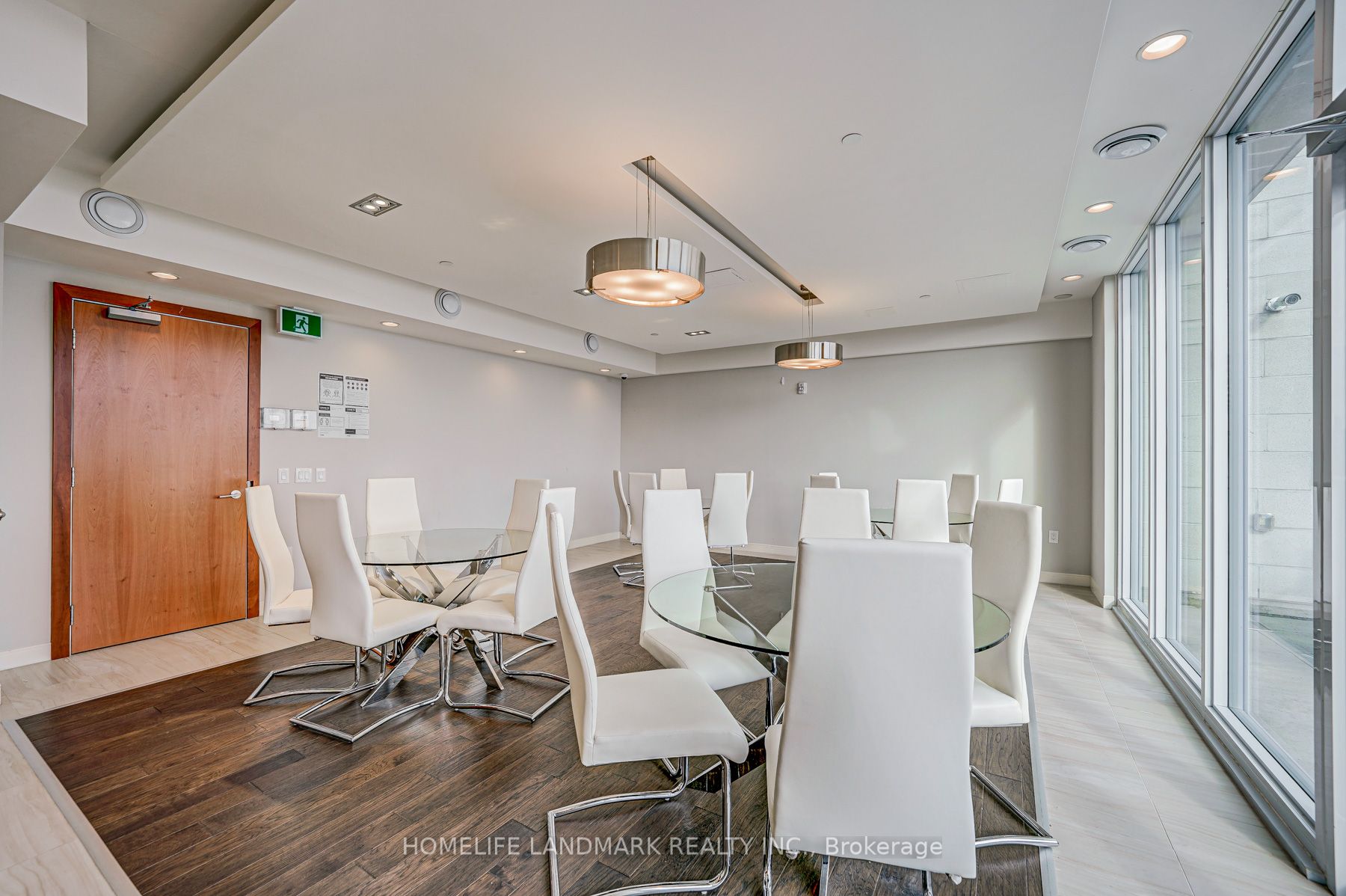 2800 Keele St, #222