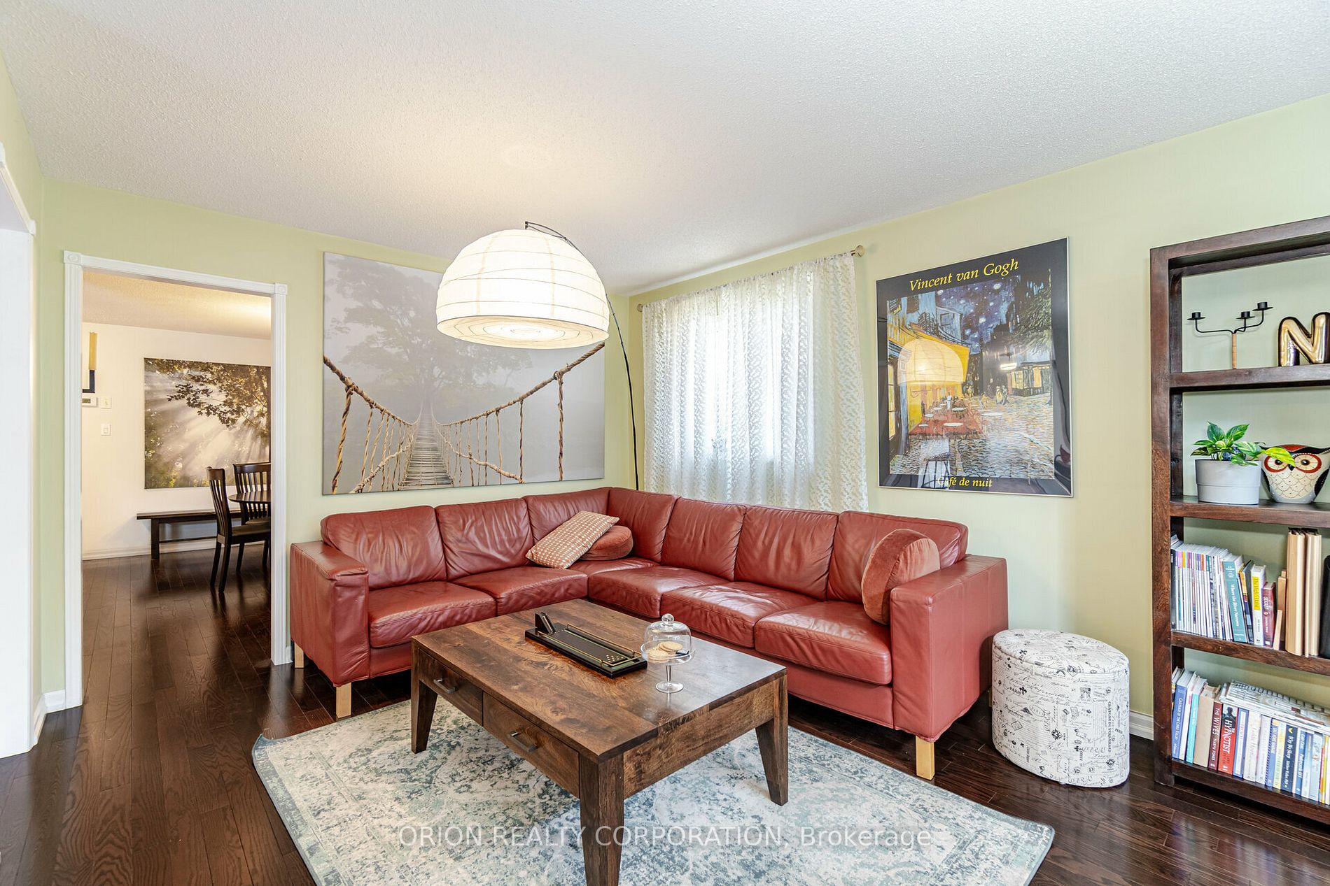 44 Porchlight Rd