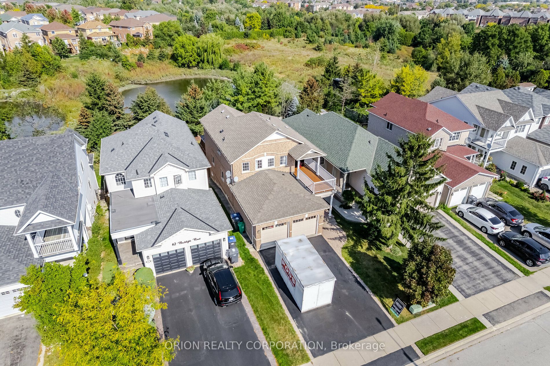 44 Porchlight Rd