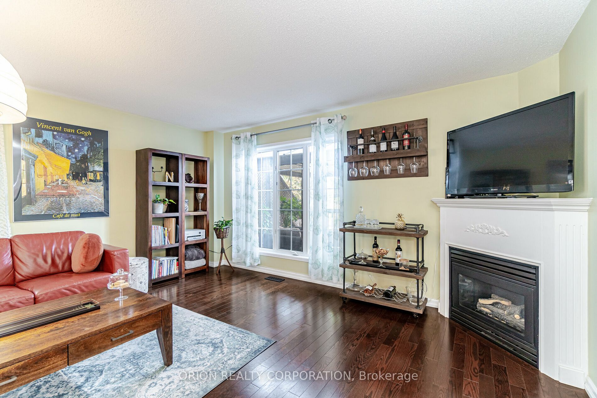 44 Porchlight Rd