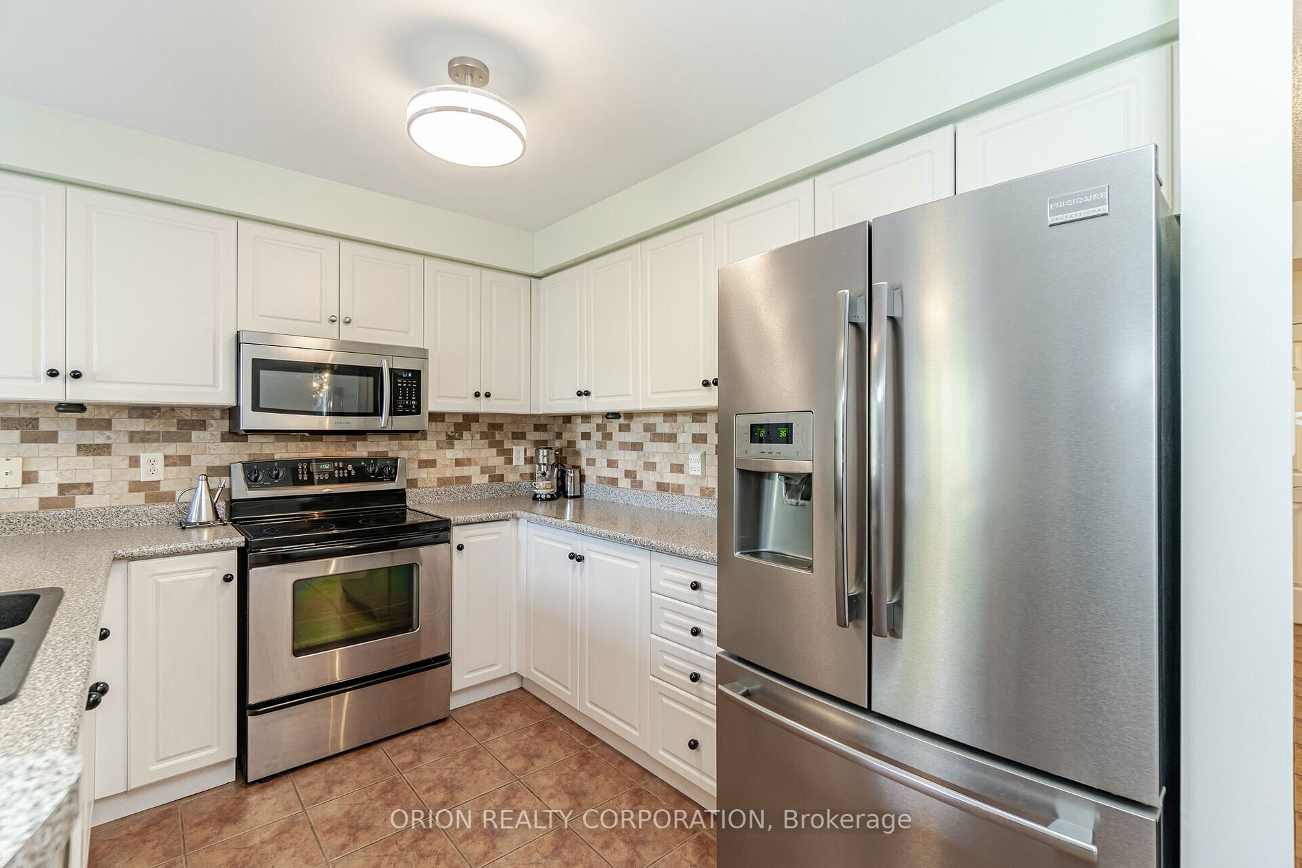 44 Porchlight Rd