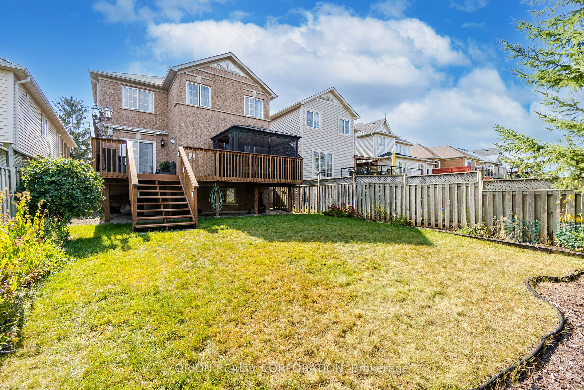 44 Porchlight Rd