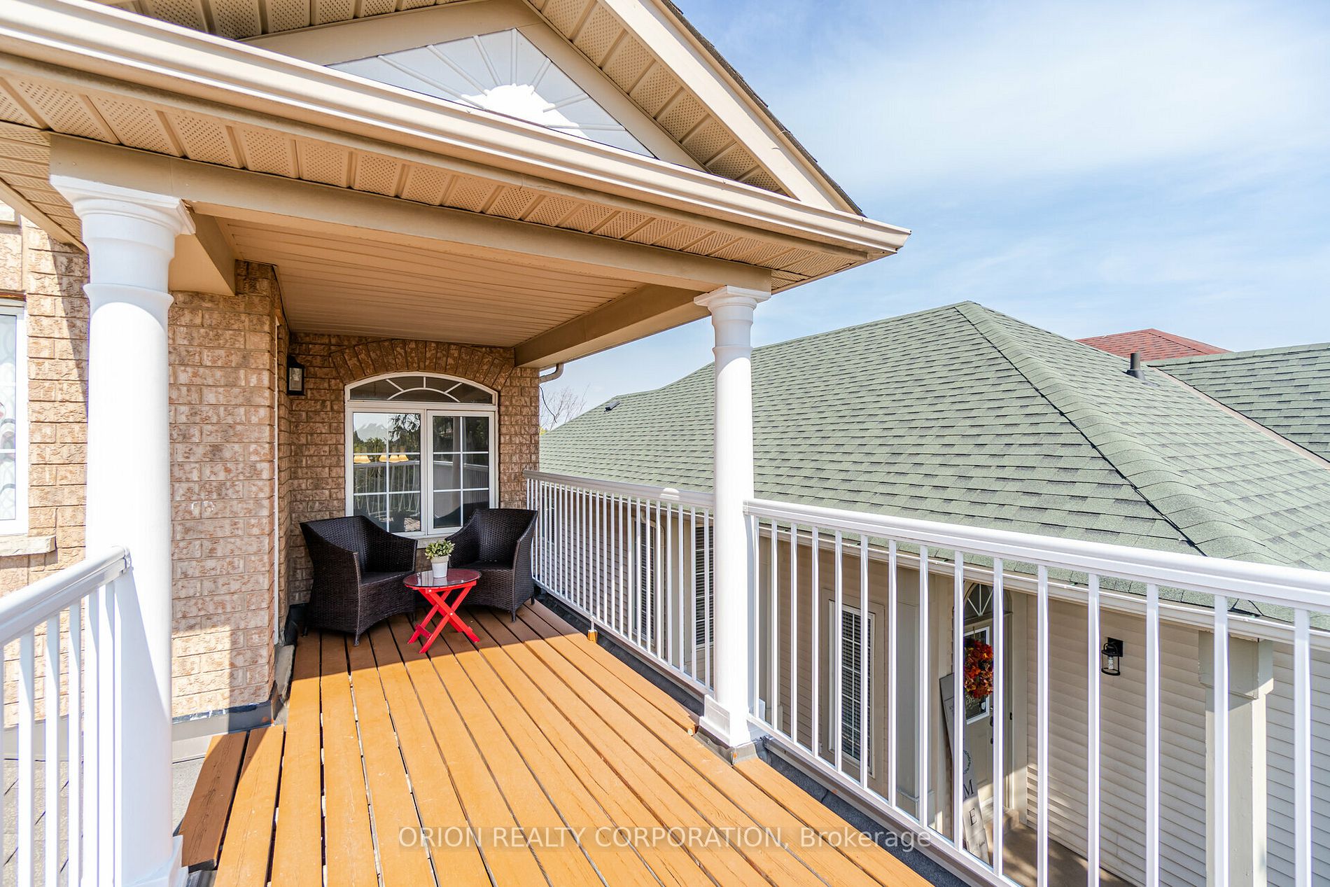 44 Porchlight Rd