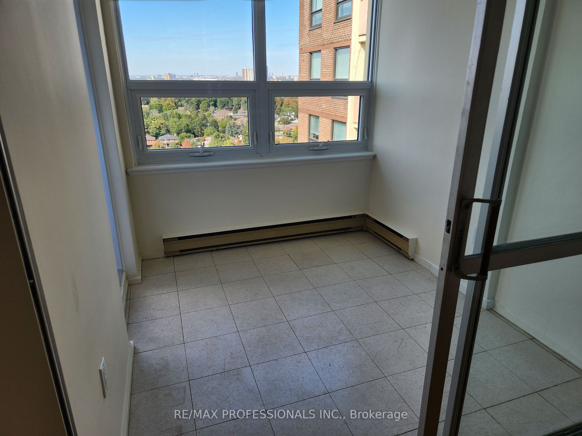 61 Richview Rd, #2012