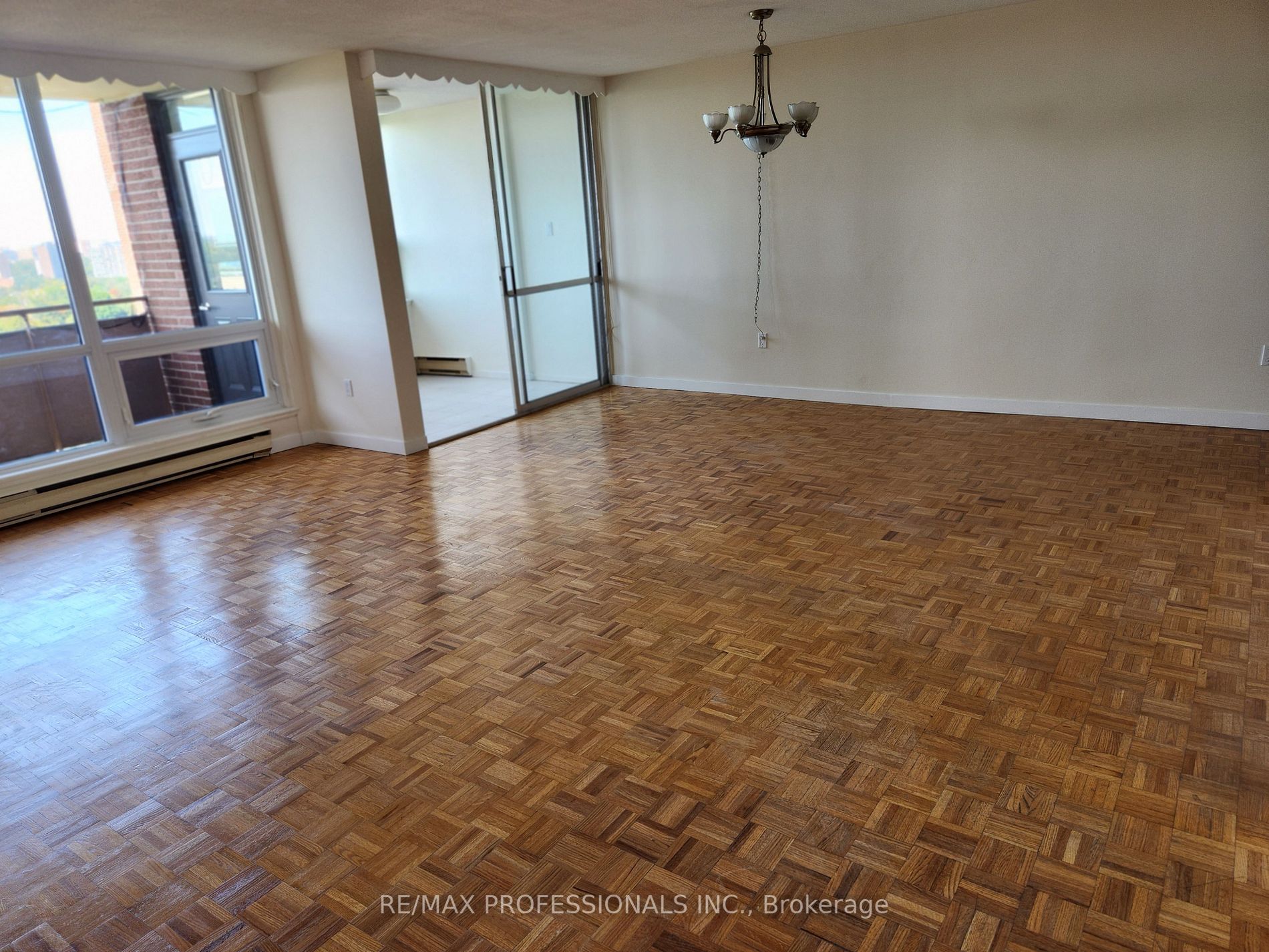 61 Richview Rd, #2012