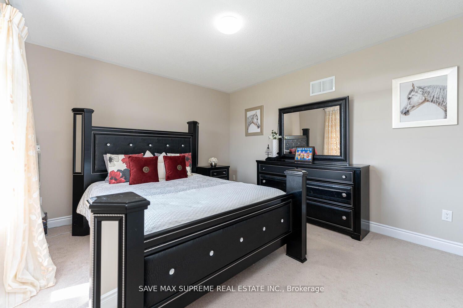 12 Royal West Dr
