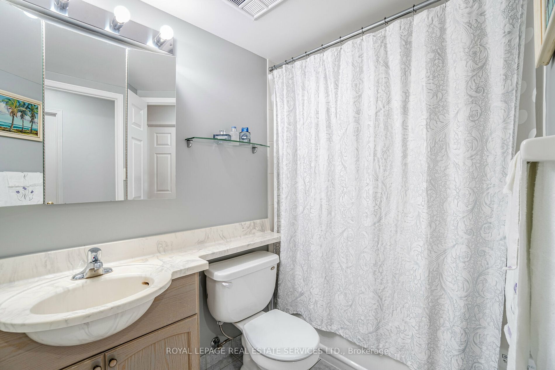 15 Michael Power Place, #405