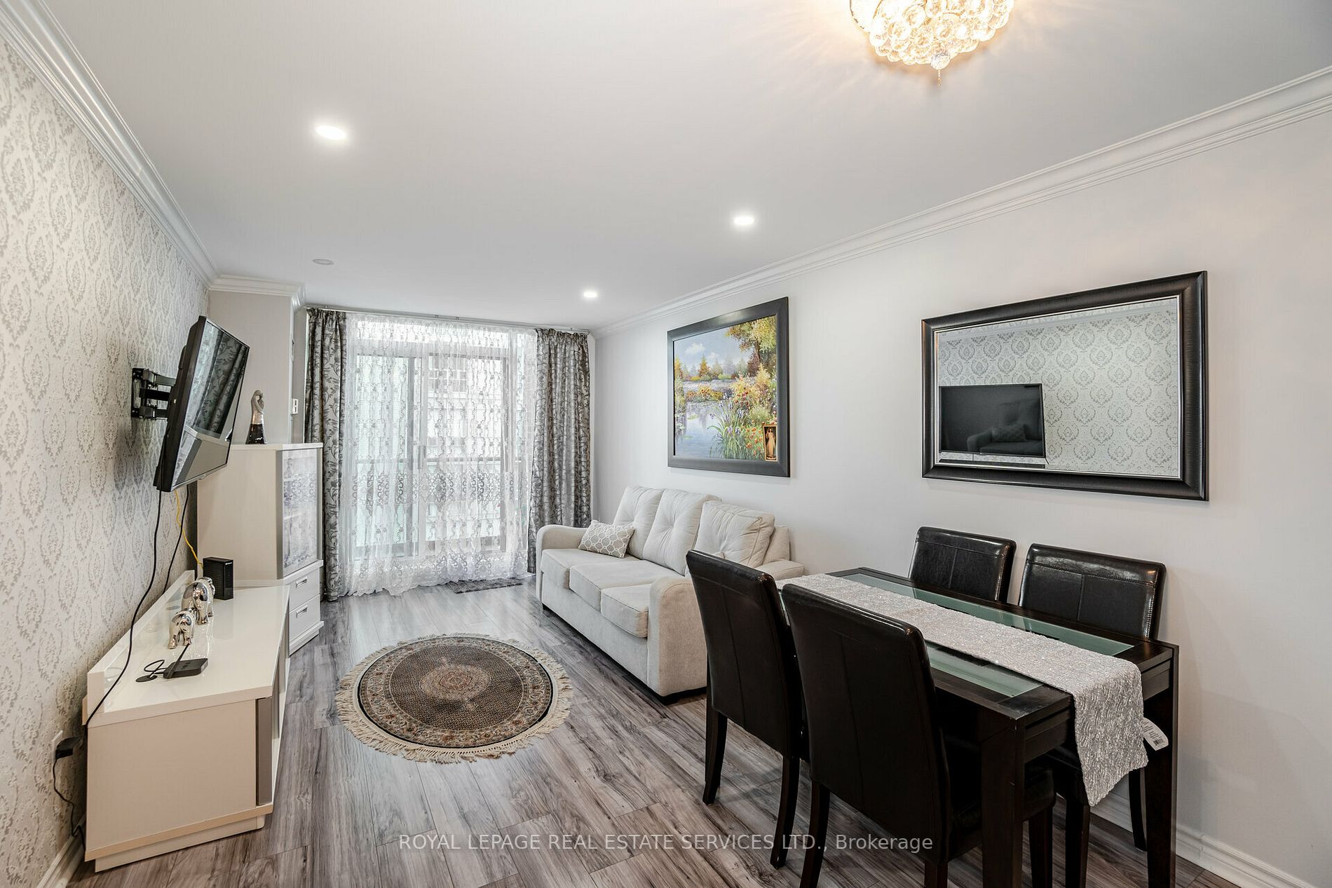 15 Michael Power Place, #405