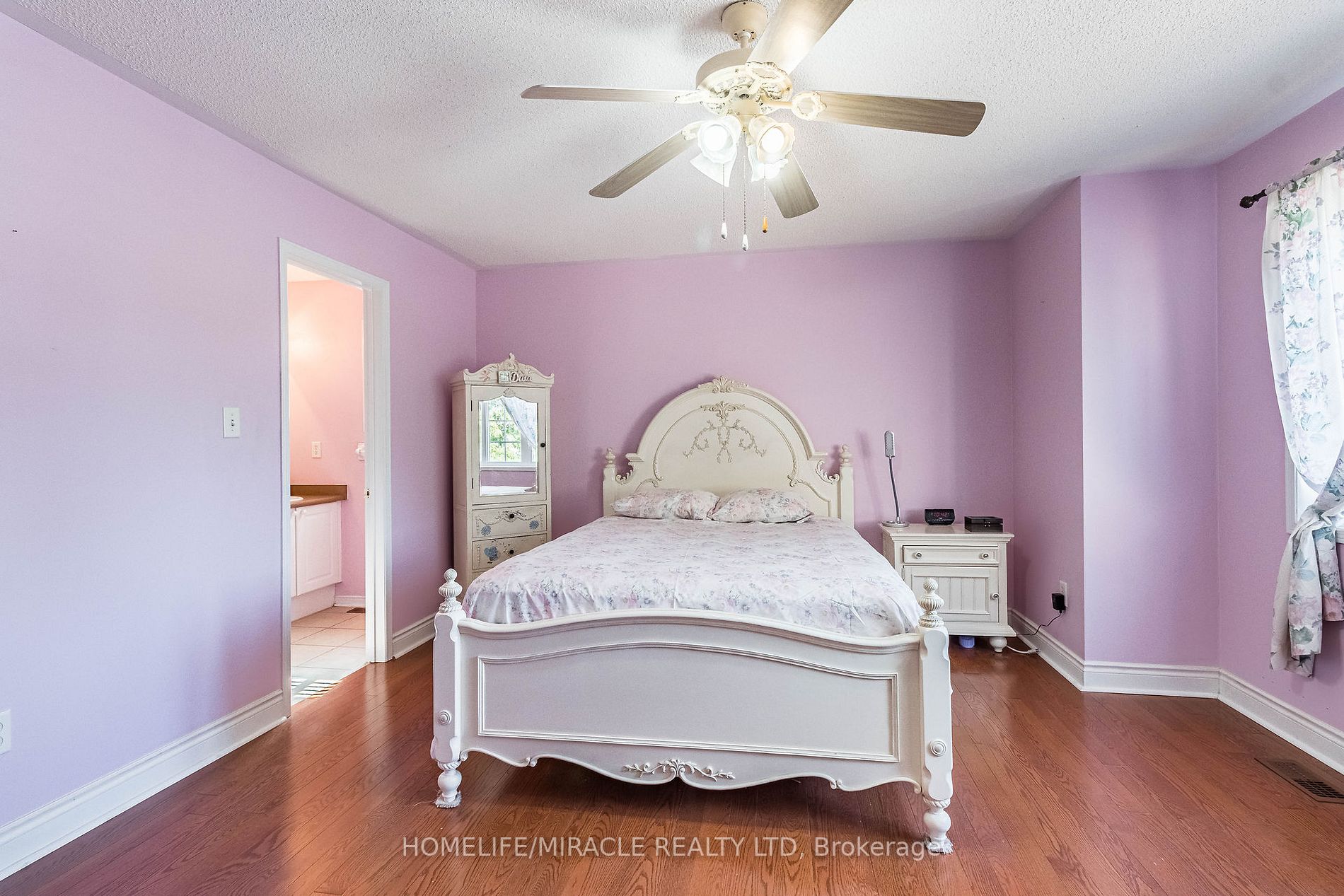181 Brisdale Dr