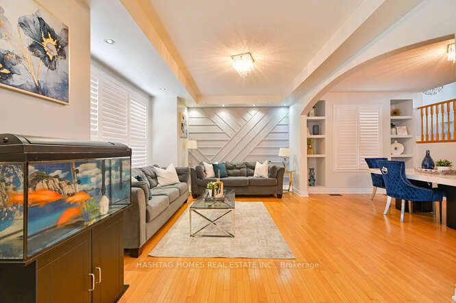 140 Decker Hollow Circ
