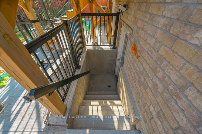 140 Decker Hollow Circ