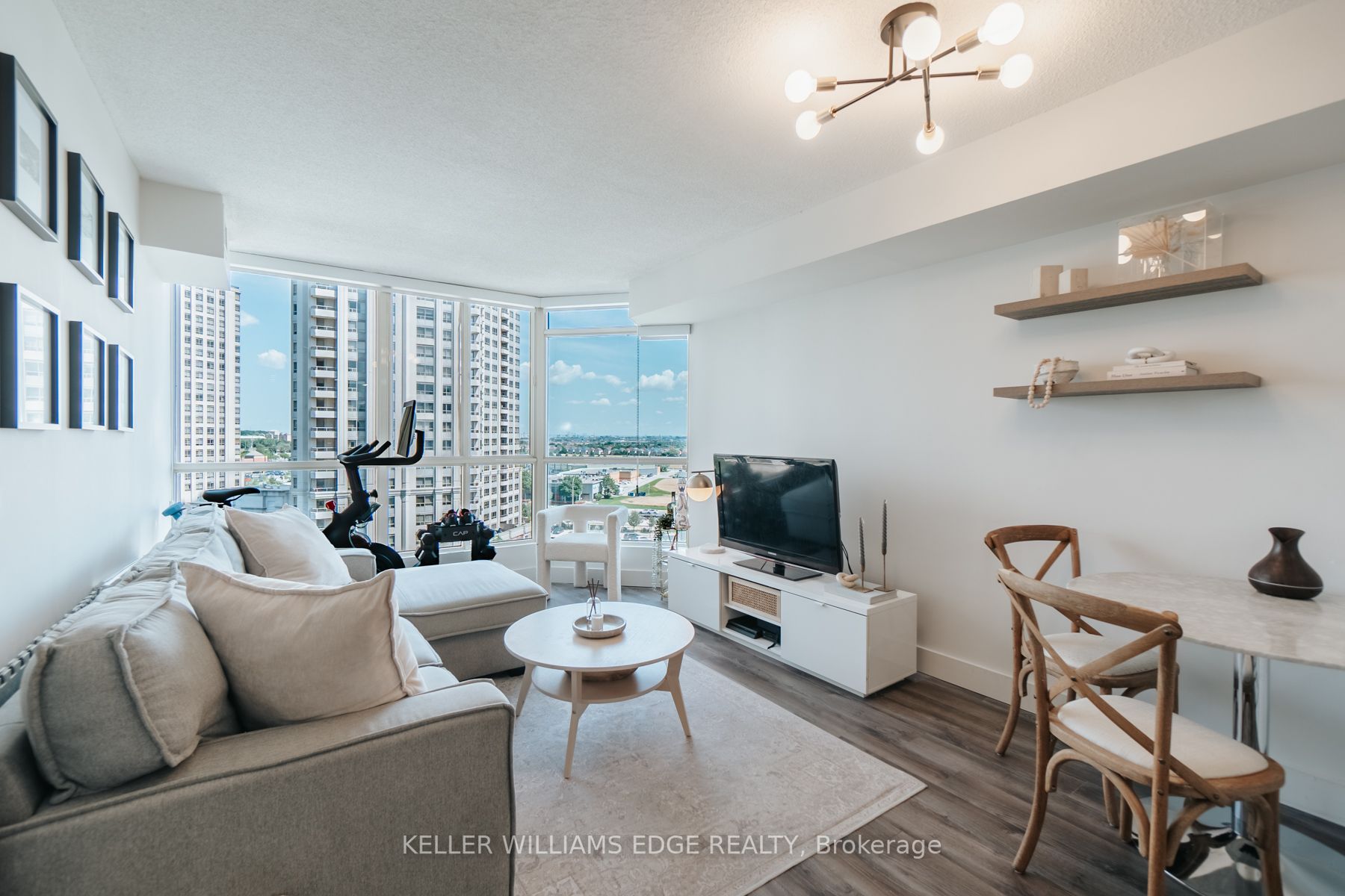 55 Kingsbridge Garden Circ, #1013