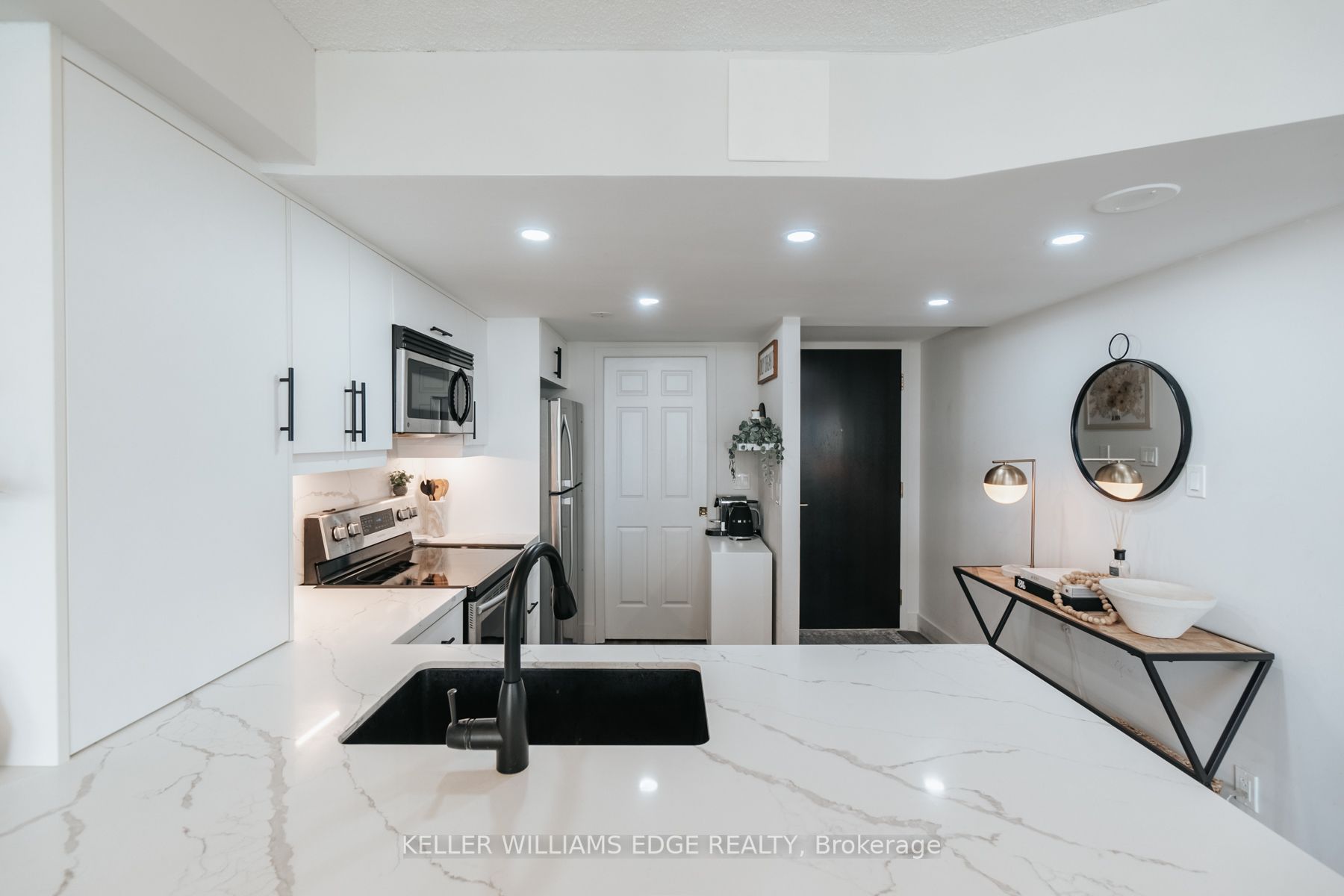 55 Kingsbridge Garden Circ, #1013