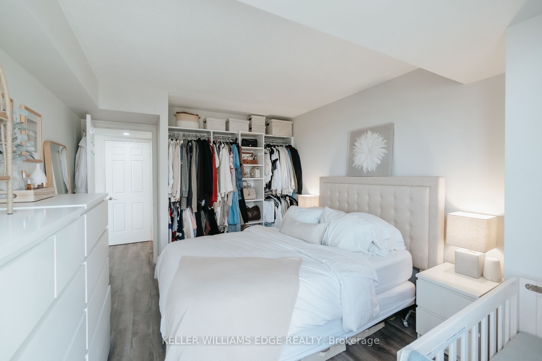 55 Kingsbridge Garden Circ, #1013